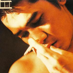 沦为军妓被扒开双腿玩弄
